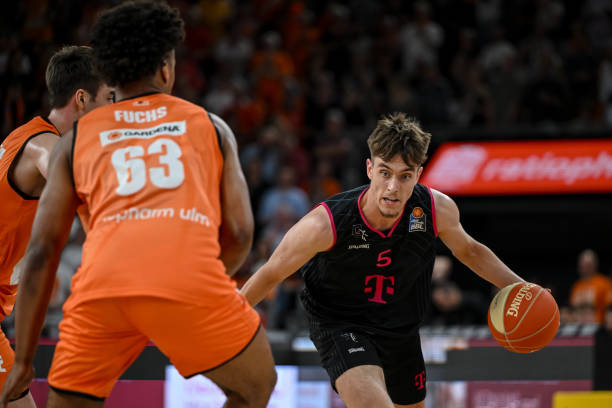 施特根的立 施特根的立