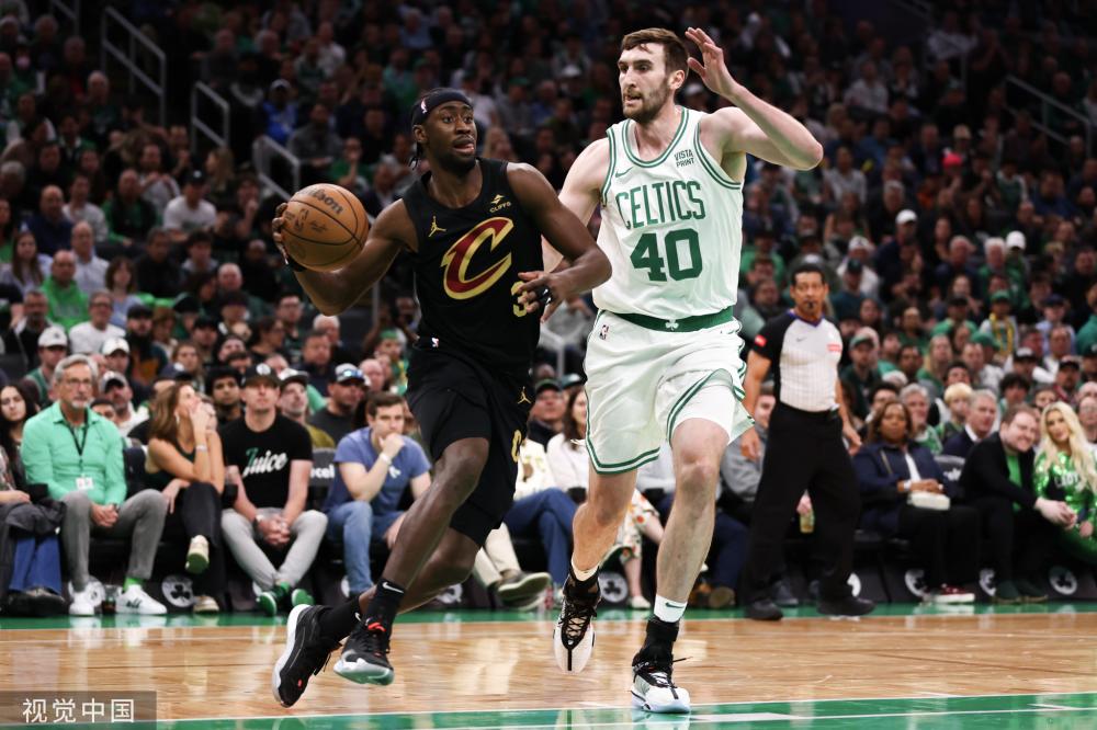 他本赛季的 他本赛季的