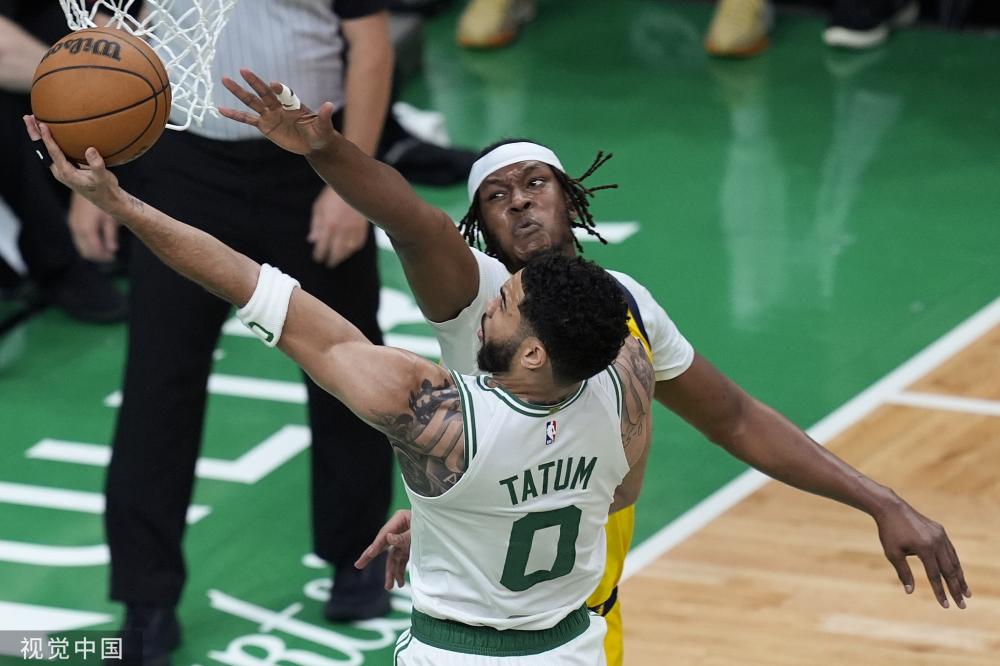 冲击下遭受 冲击下遭受