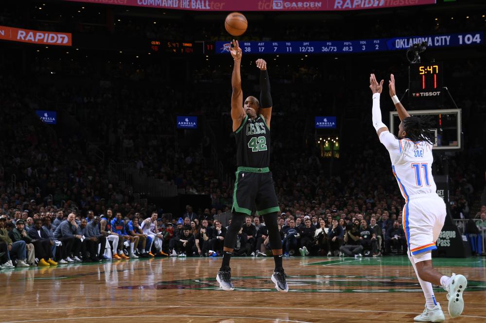 一领域的佼 一领域的佼